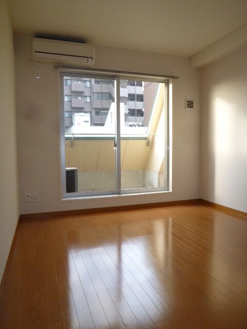 物件内観写真16　(居室)