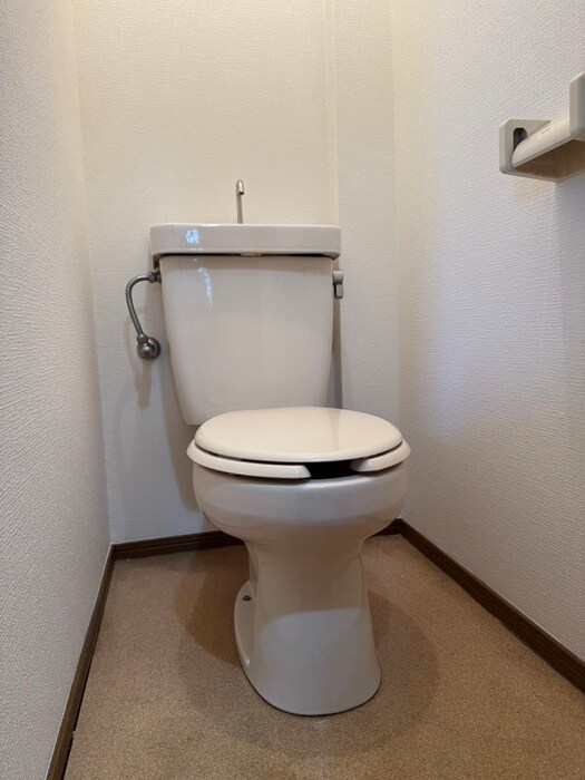 物件内観写真8　(トイレ)