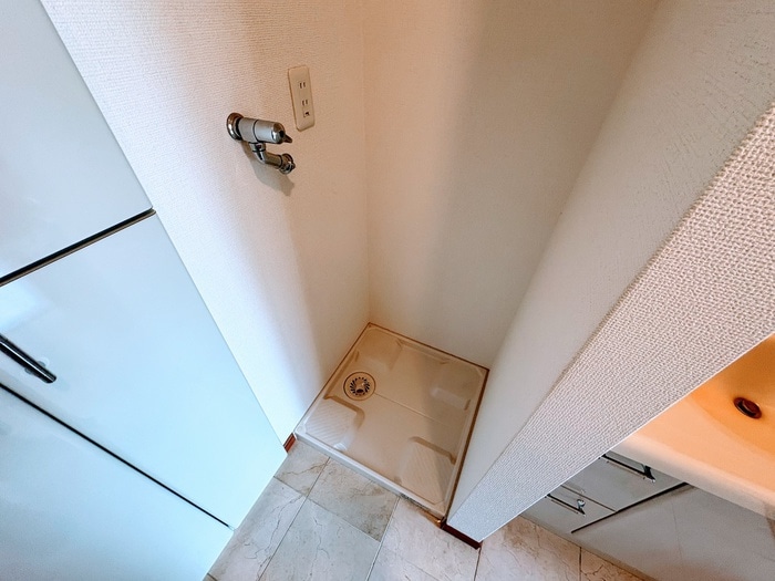 物件内観写真21　(洗濯機置場)