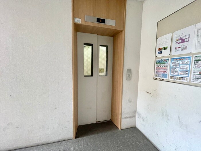 物件外観写真4　(建物設備)