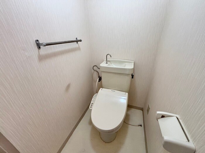 物件内観写真10　(トイレ)