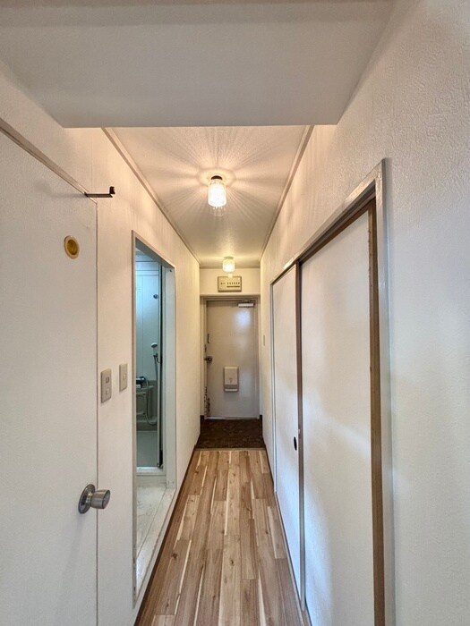 物件内観写真18　(廊下)