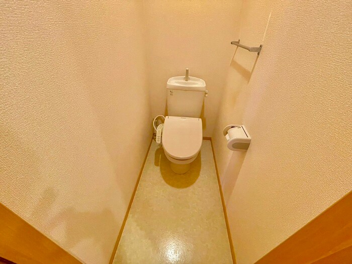 物件内観写真14　(トイレ)