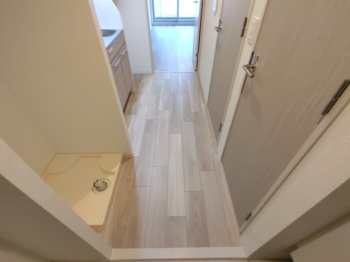 物件内観写真17　(廊下)