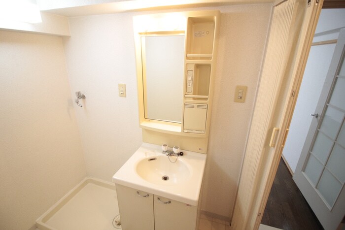 物件内観写真10　(洗面)