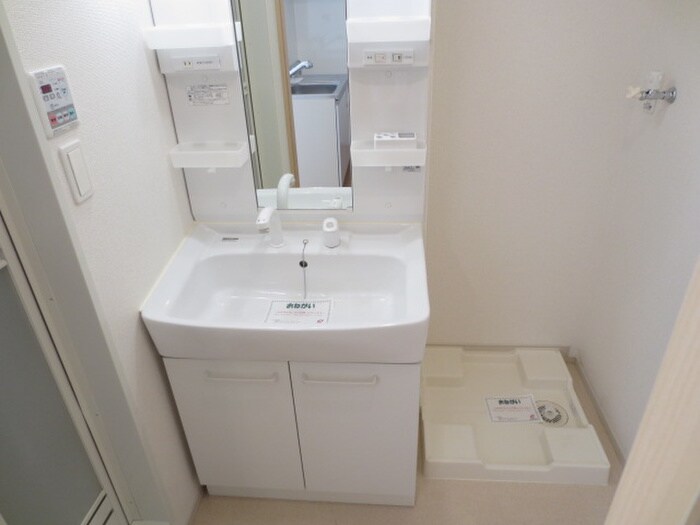 物件内観写真11　(洗面)