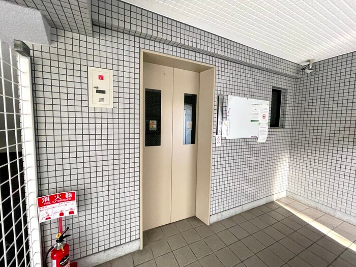 物件外観写真4　(建物設備)