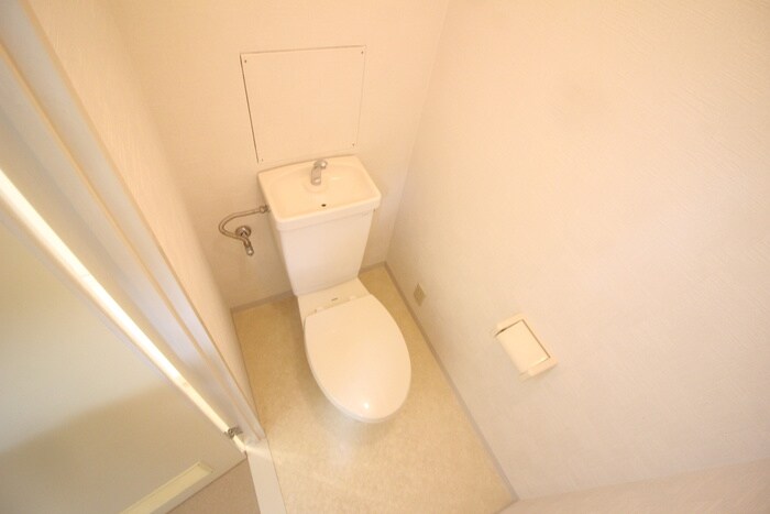 物件内観写真15　(トイレ)