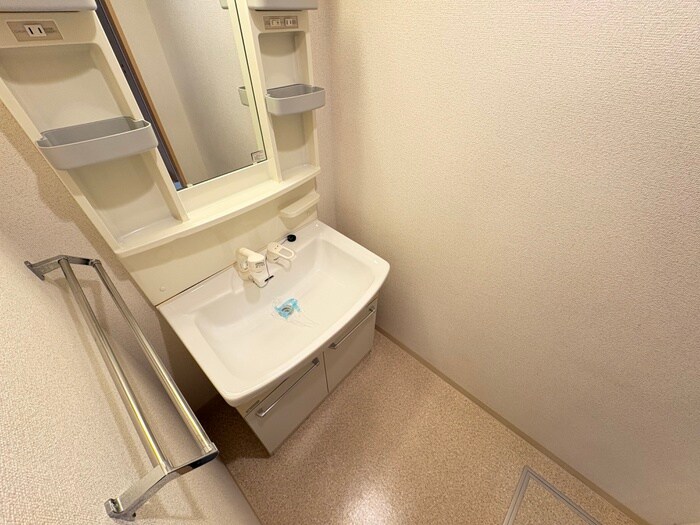 物件内観写真10　(洗面)