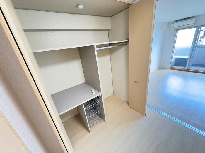 物件内観写真16　(収納)