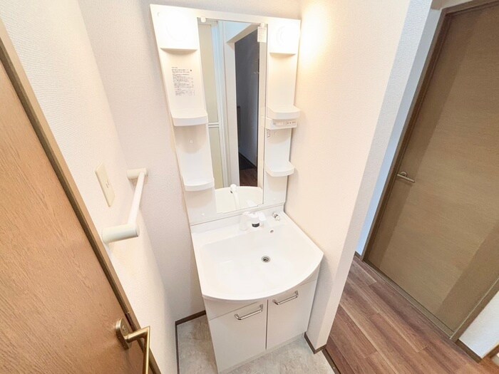 物件内観写真15　(洗面)