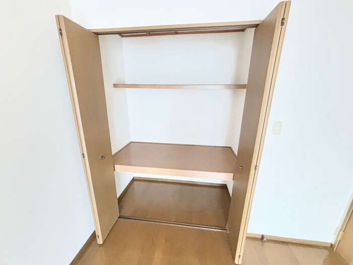 物件内観写真18　(収納)