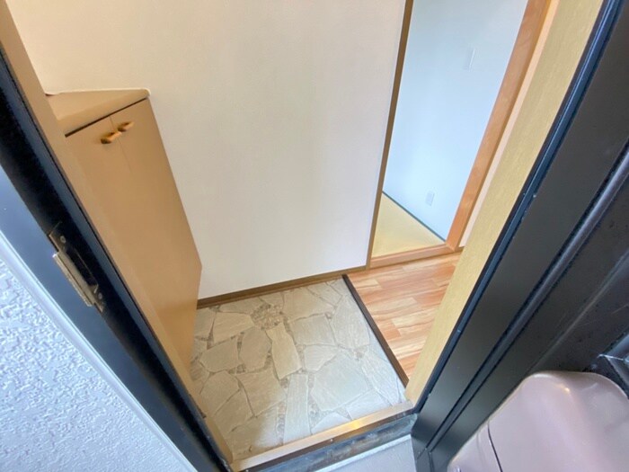 物件内観写真19　(玄関)