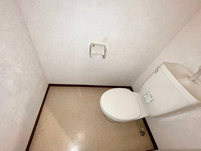 物件内観写真10　(トイレ)