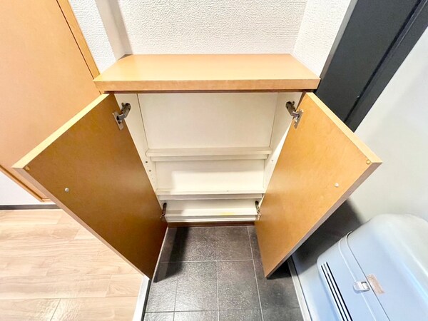 靴箱