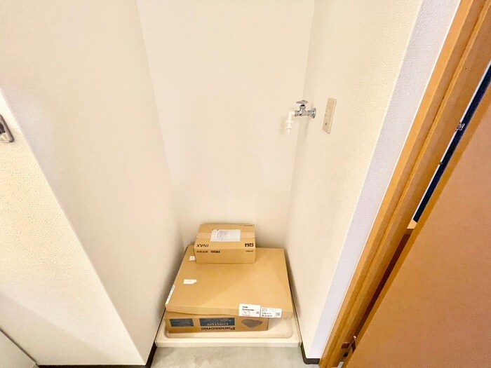 物件内観写真22　(洗濯機置場)