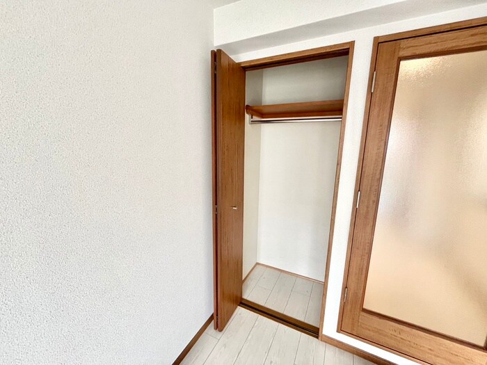 物件内観写真12　(収納)