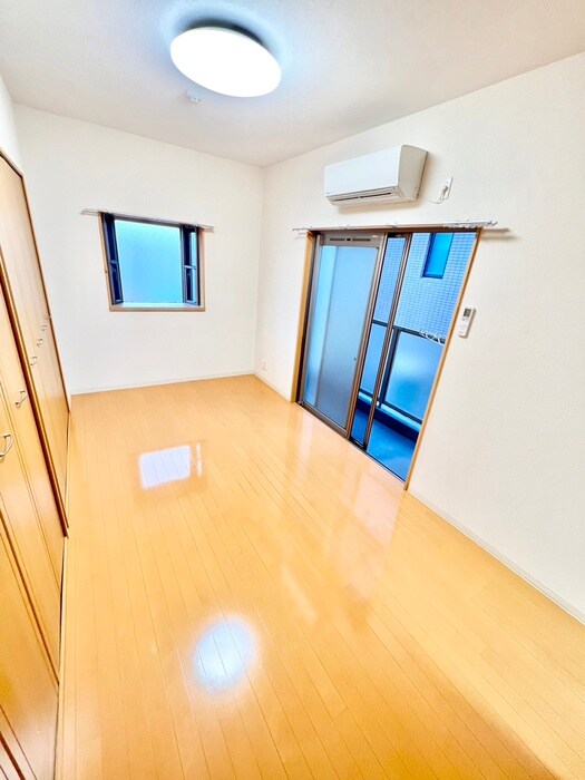 物件内観写真14　(居室)