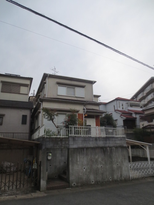 栗ケ谷貸家