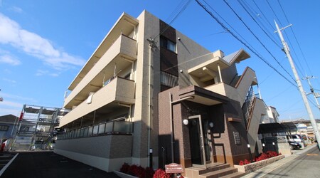 カームハイツ５番館外観写真