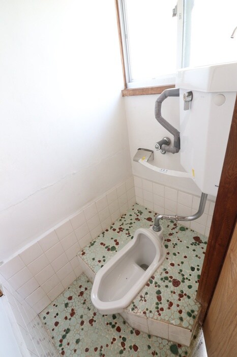 物件内観写真9　(トイレ)