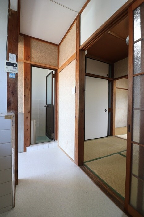 物件内観写真17　(廊下)