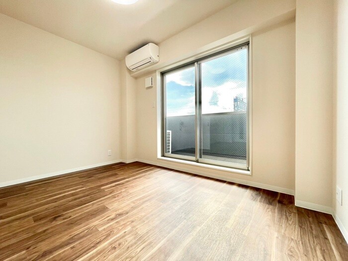 物件内観写真10　(居室)