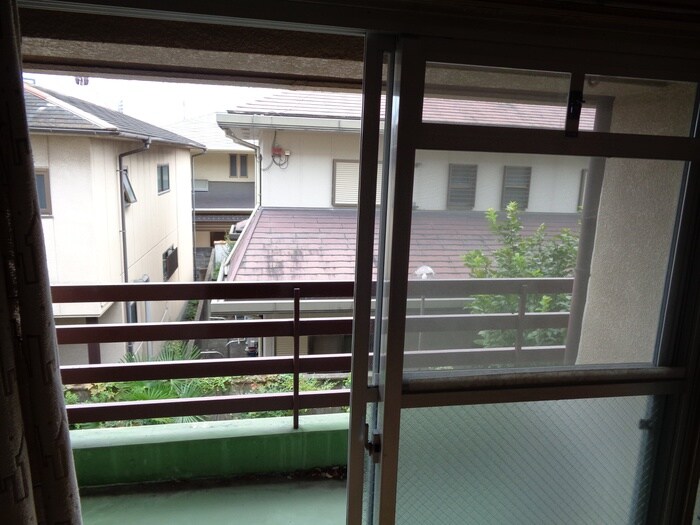 物件内観写真18　(室内からの展望)