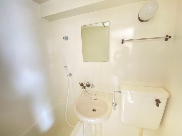 物件内観写真11　(洗面)