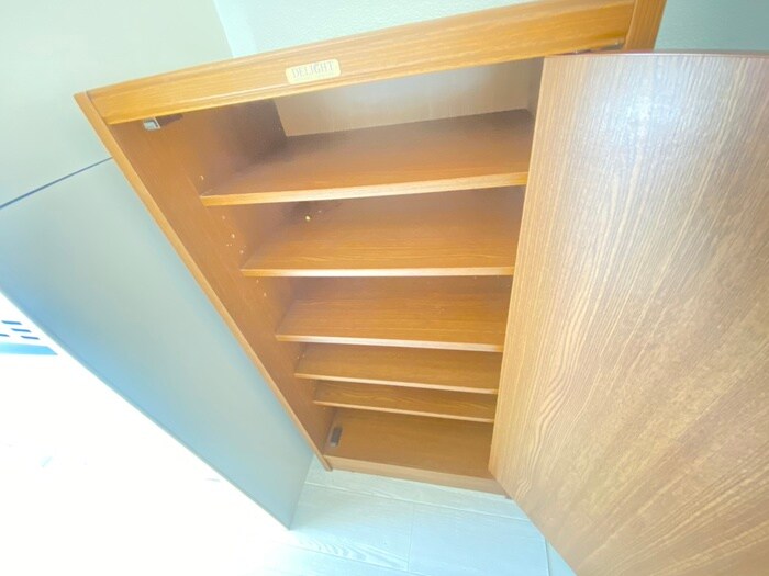 物件内観写真13　(靴箱)