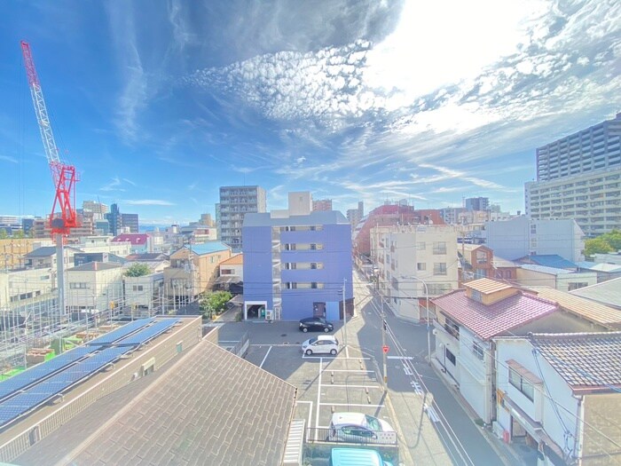 物件内観写真22　(室内からの展望)