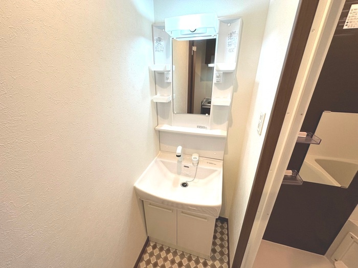 物件内観写真9　(洗面)