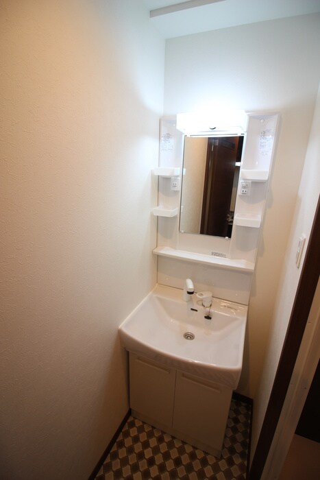物件内観写真11　(洗面)