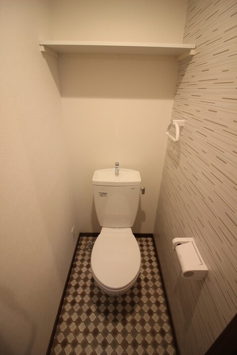 物件内観写真13　(トイレ)