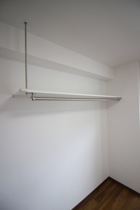 物件内観写真21　(収納)