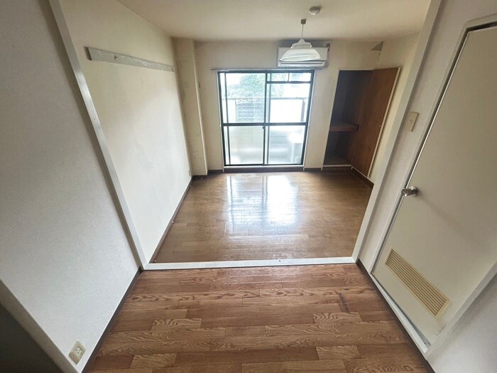 物件内観写真12　(居室)