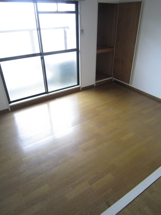 物件内観写真13　(居室)