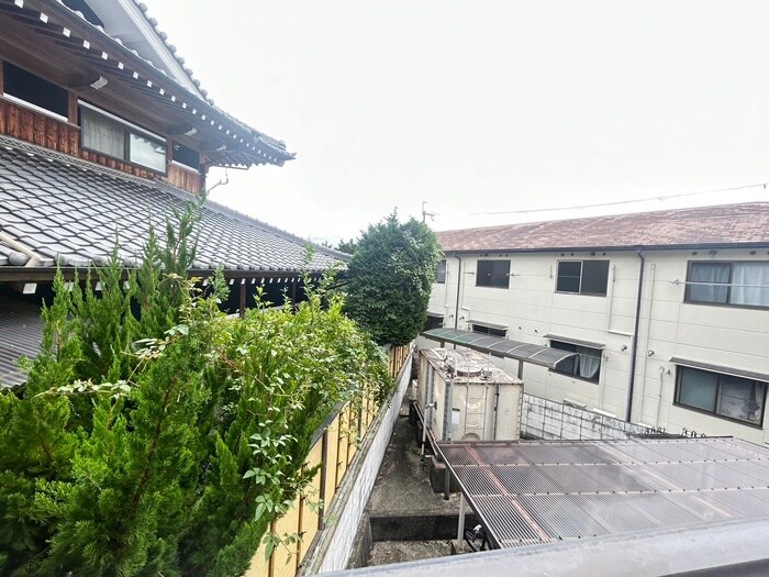 物件内観写真15　(室内からの展望)