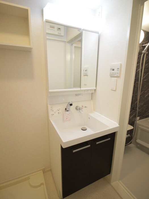 物件内観写真13　(洗面)