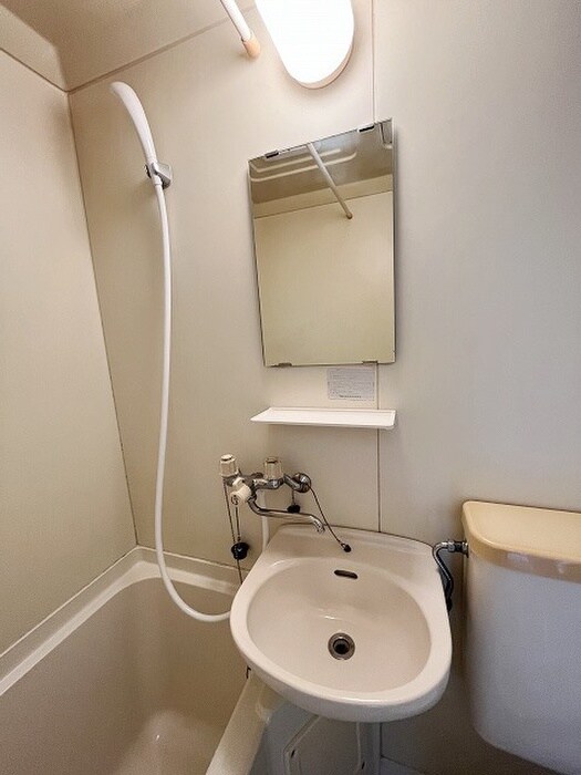 物件内観写真10　(洗面)