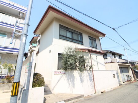 クレセントマンション外観写真