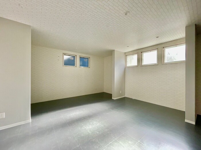 物件内観写真19　(居室)