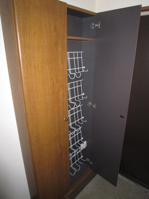 物件内観写真13　(靴箱)