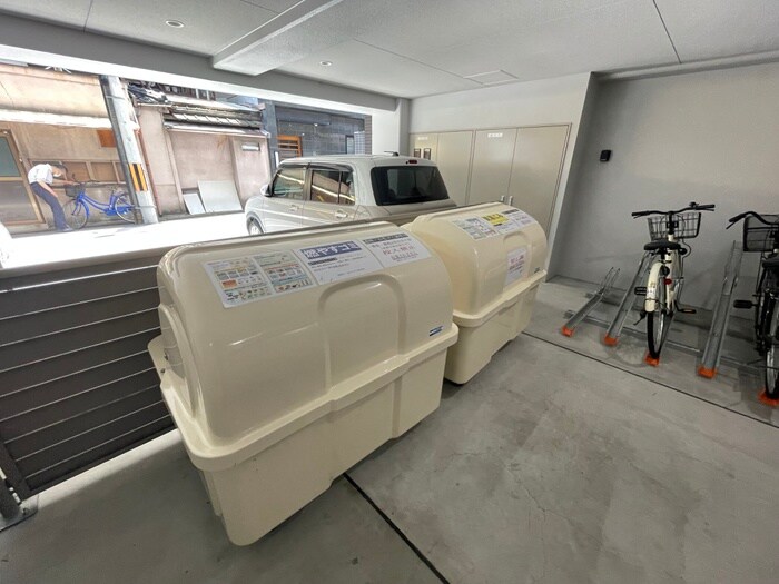 物件外観写真6　(建物設備)