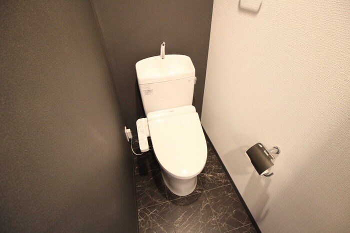 物件内観写真12　(トイレ)