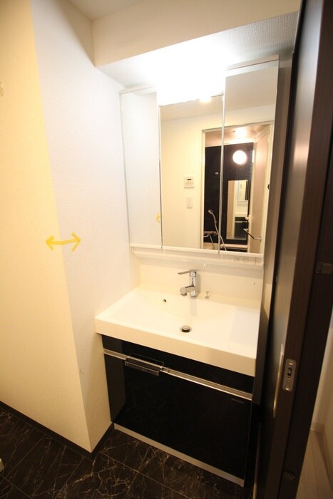 物件内観写真13　(洗面)