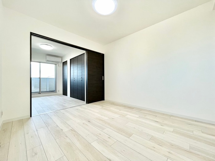 物件内観写真9　(居室)