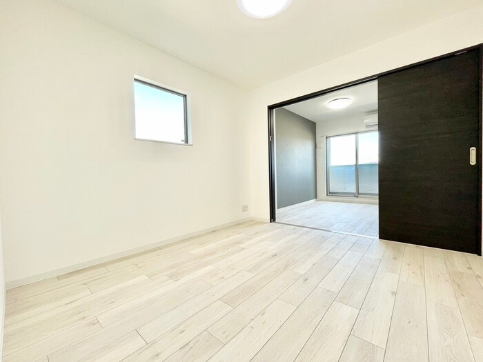 物件内観写真11　(居室)