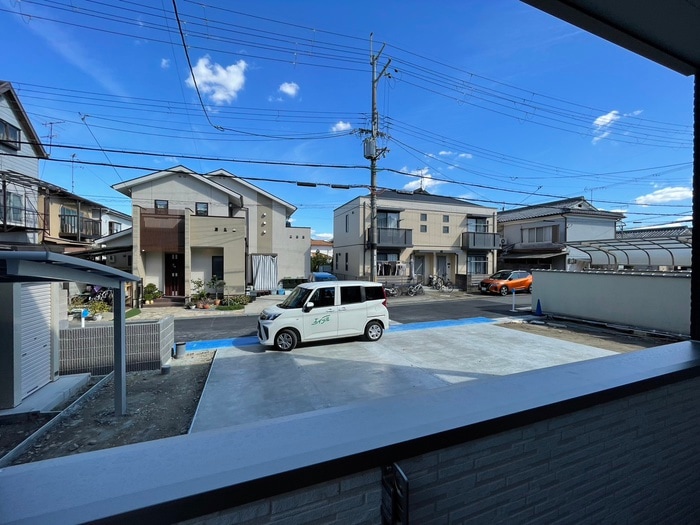 物件内観写真22　(室内からの展望)