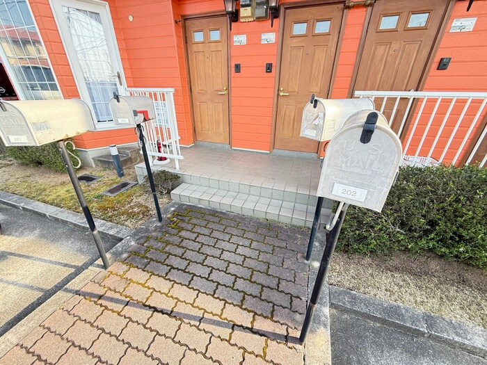 物件外観写真2　(建物設備)